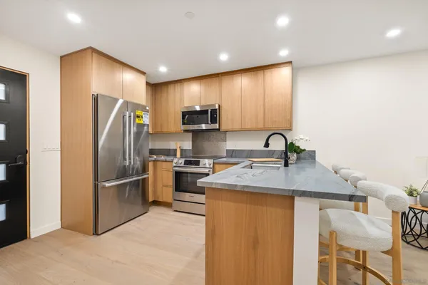 $2,950,000 | 1531 Lieta Street, San Diego, CA 92110