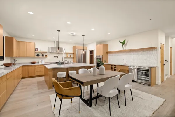 $2,950,000 | 1531 Lieta Street, San Diego, CA 92110