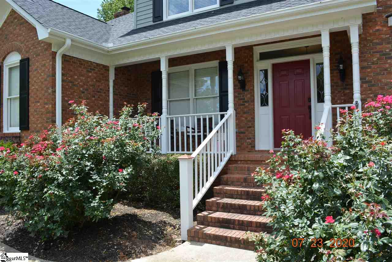 224 English Oak Road Simpsonville, SC 29681 - Photo 5 of 36 Gallery Image 5