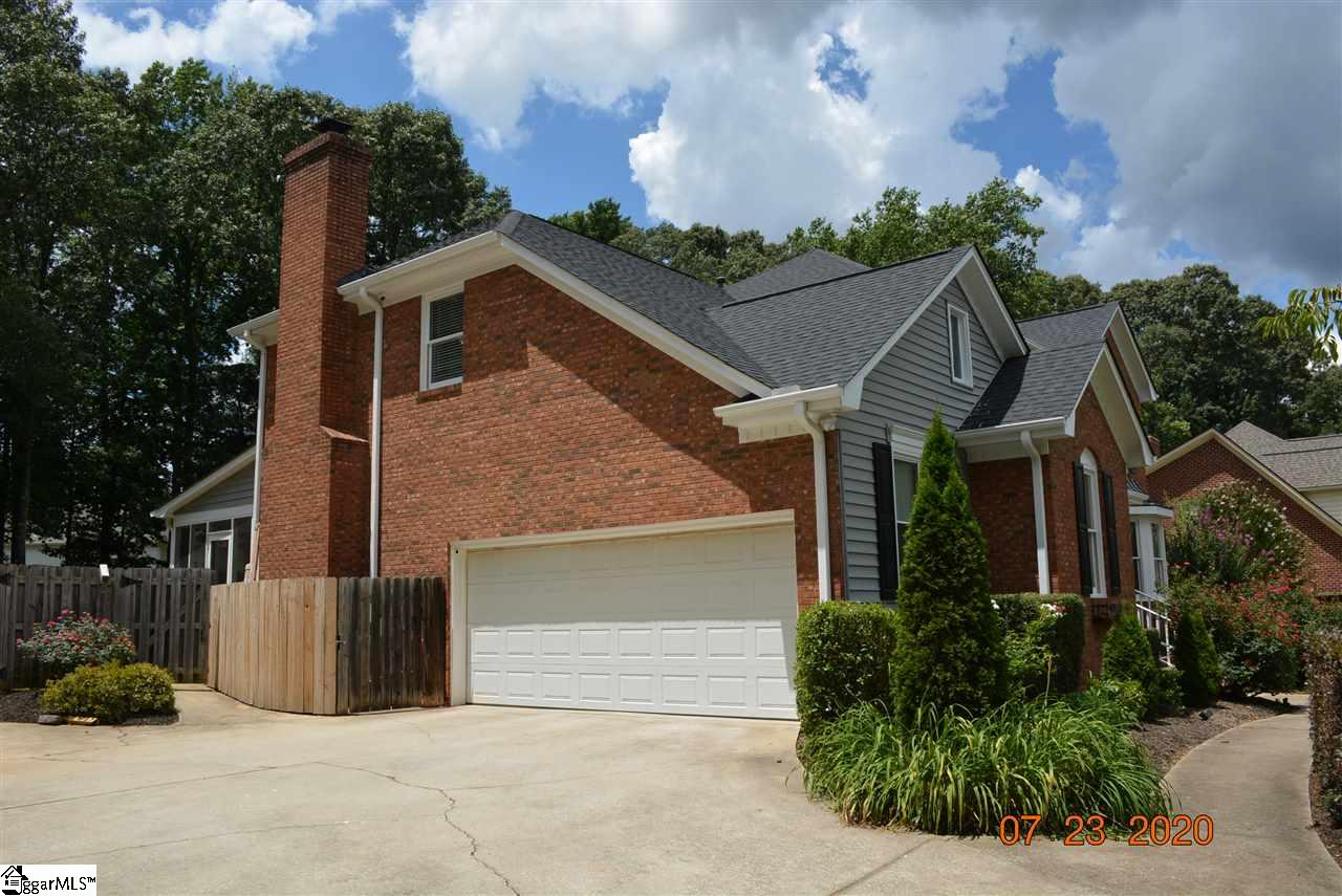 224 English Oak Road Simpsonville, SC 29681 - Photo 8 of 36 Gallery Image 8