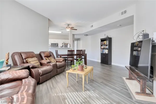 $1,600 | 5250 South Rainbow Boulevard, Unit 1125, Las Vegas, NV 89118