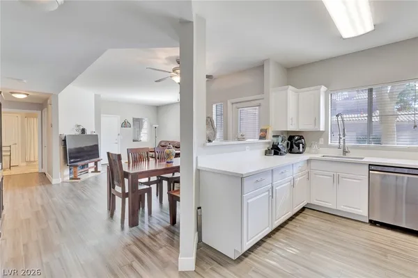 $1,600 | 5250 South Rainbow Boulevard, Unit 1125, Las Vegas, NV 89118