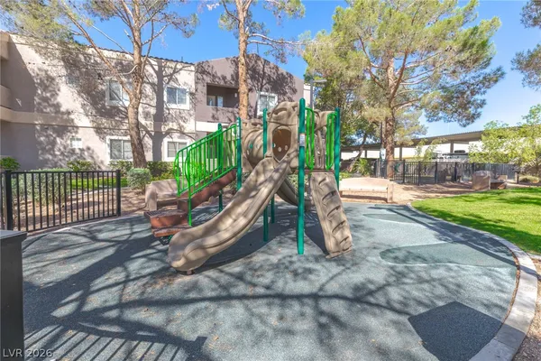 $1,600 | 5250 South Rainbow Boulevard, Unit 1125, Las Vegas, NV 89118