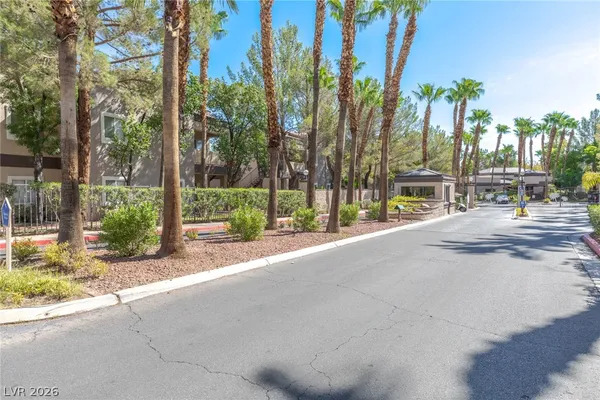 $1,600 | 5250 South Rainbow Boulevard, Unit 1125, Las Vegas, NV 89118