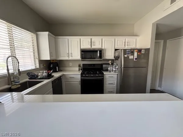 $1,600 | 5250 South Rainbow Boulevard, Unit 1125, Las Vegas, NV 89118