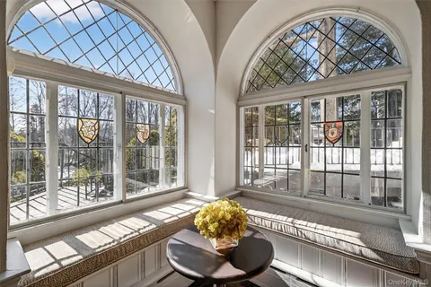 $1,950,000 | 181 Hillair Circle, White Plains, NY 10605