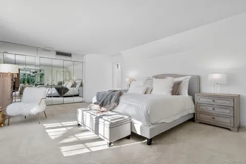 $1,950,000 | 181 Hillair Circle, White Plains, NY 10605