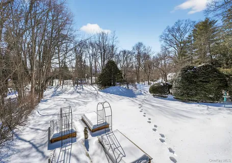 $1,950,000 | 181 Hillair Circle, White Plains, NY 10605