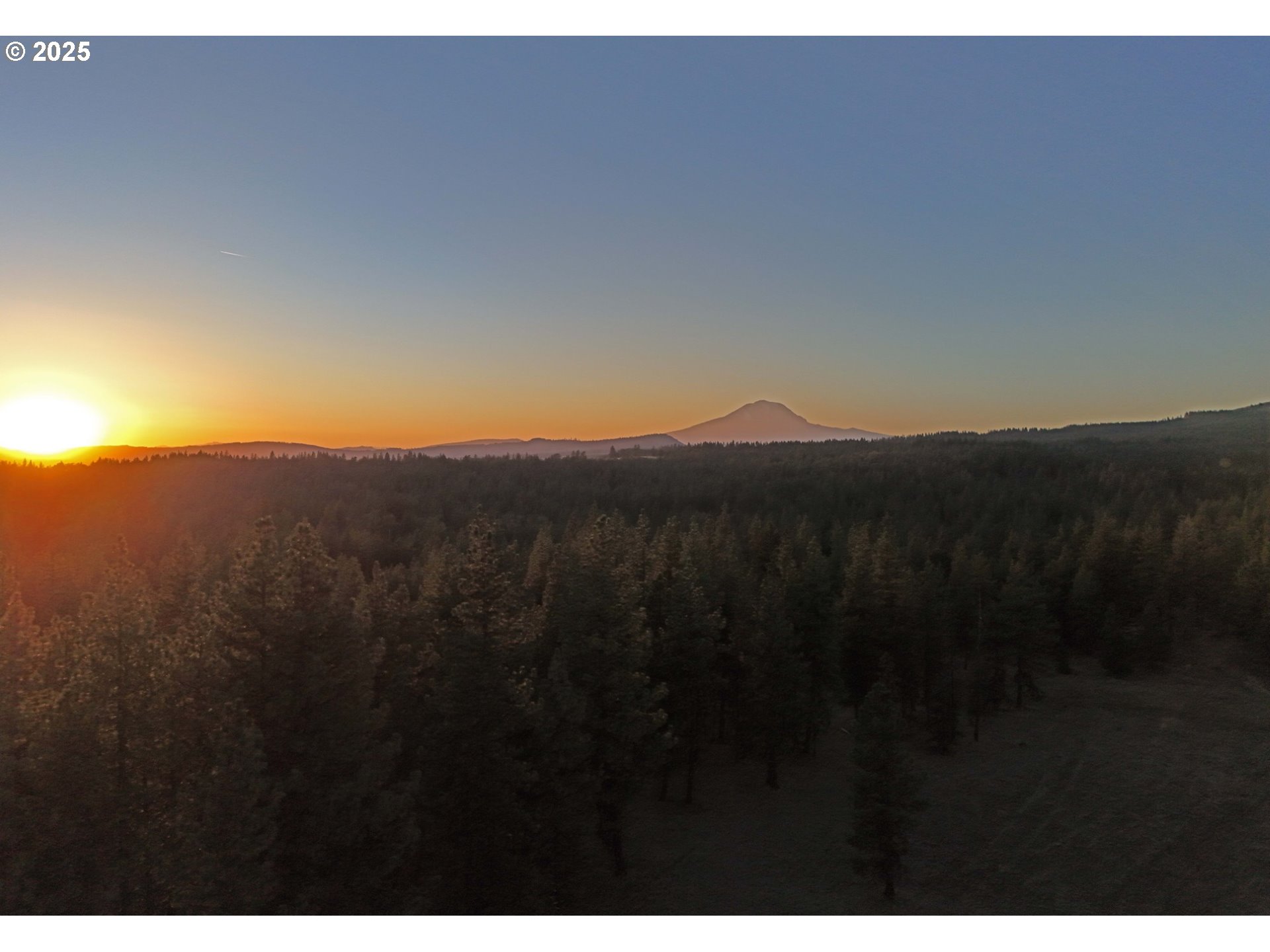 Boardman Way, Unit 5 Goldendale, WA 98620 - Photo 37 of 39 a view of a sunset
