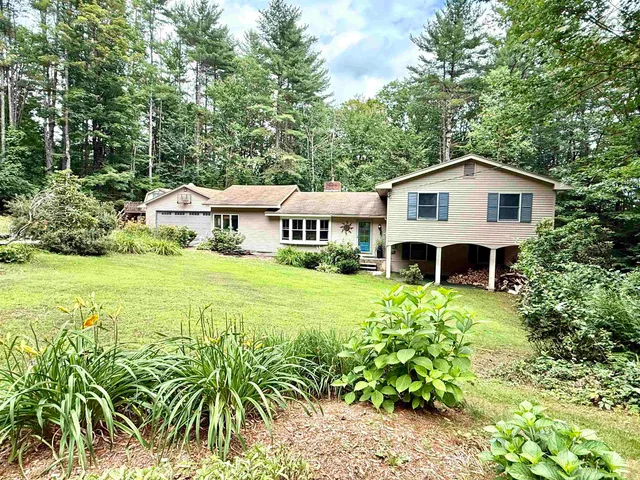 $629,000 | 204 Meeting House Lane, Brattleboro, VT 05301