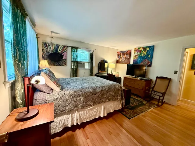 $629,000 | 204 Meeting House Lane, Brattleboro, VT 05301