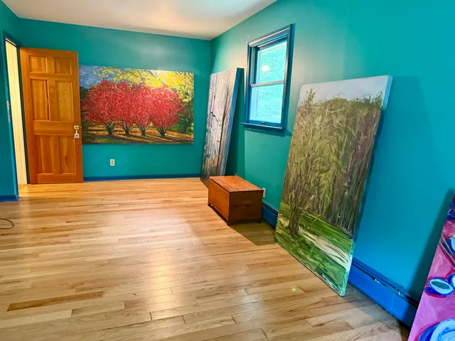 $629,000 | 204 Meeting House Lane, Brattleboro, VT 05301