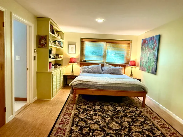 $629,000 | 204 Meeting House Lane, Brattleboro, VT 05301