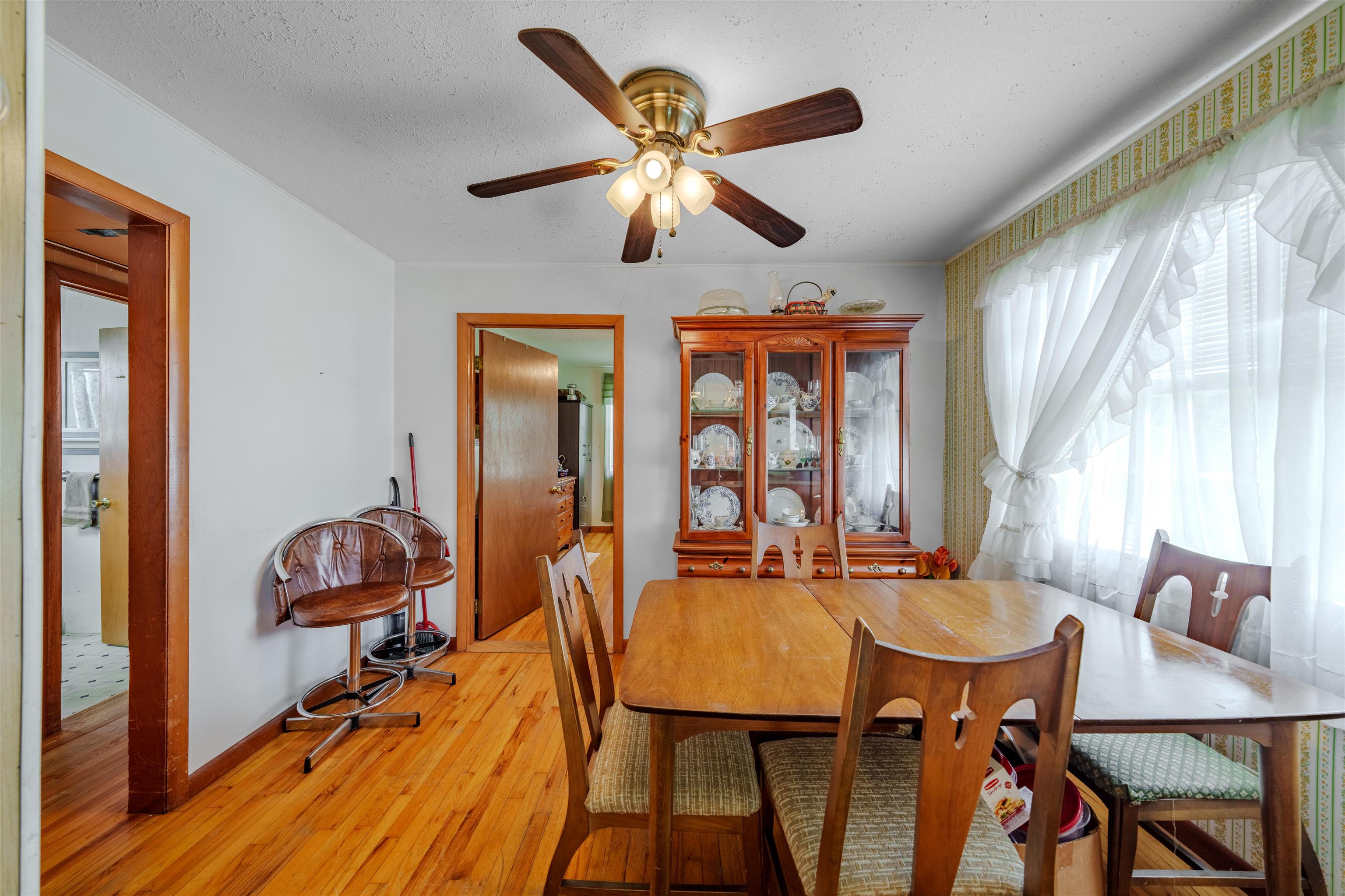 512 North Wilder Street Perry, FL 32347 - Photo 4 of 35