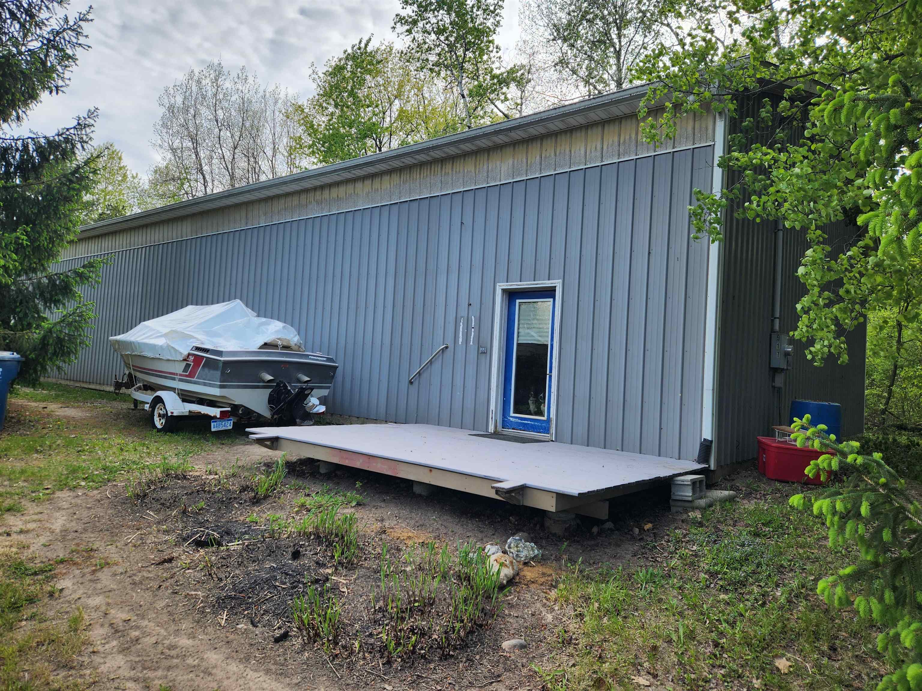 917 Chappel Dam Road Gladwin, MI 48624 - Photo 6 of 41