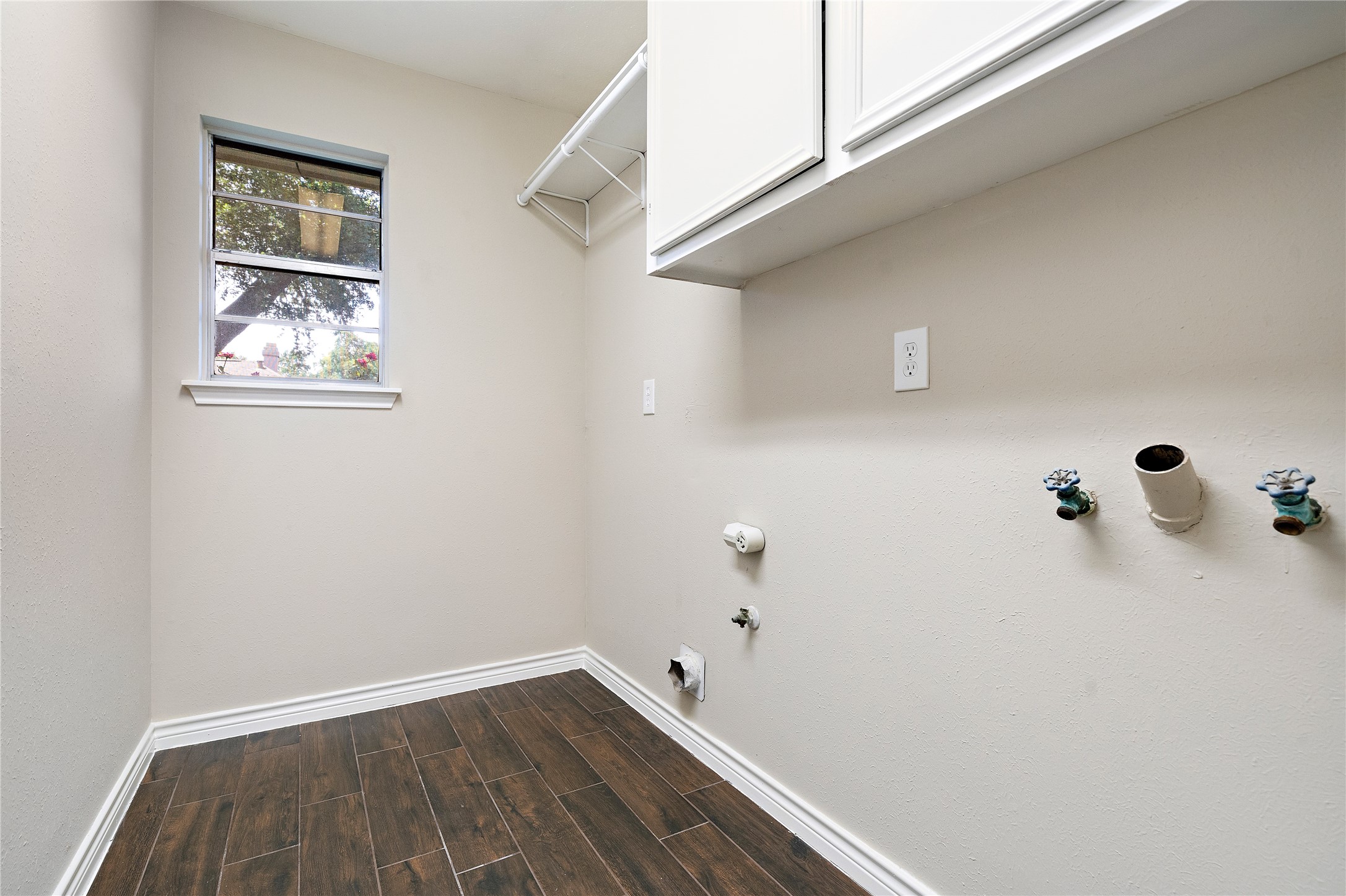 4811 Marywood Drive Spring, TX 77388 - Photo 11 of 20