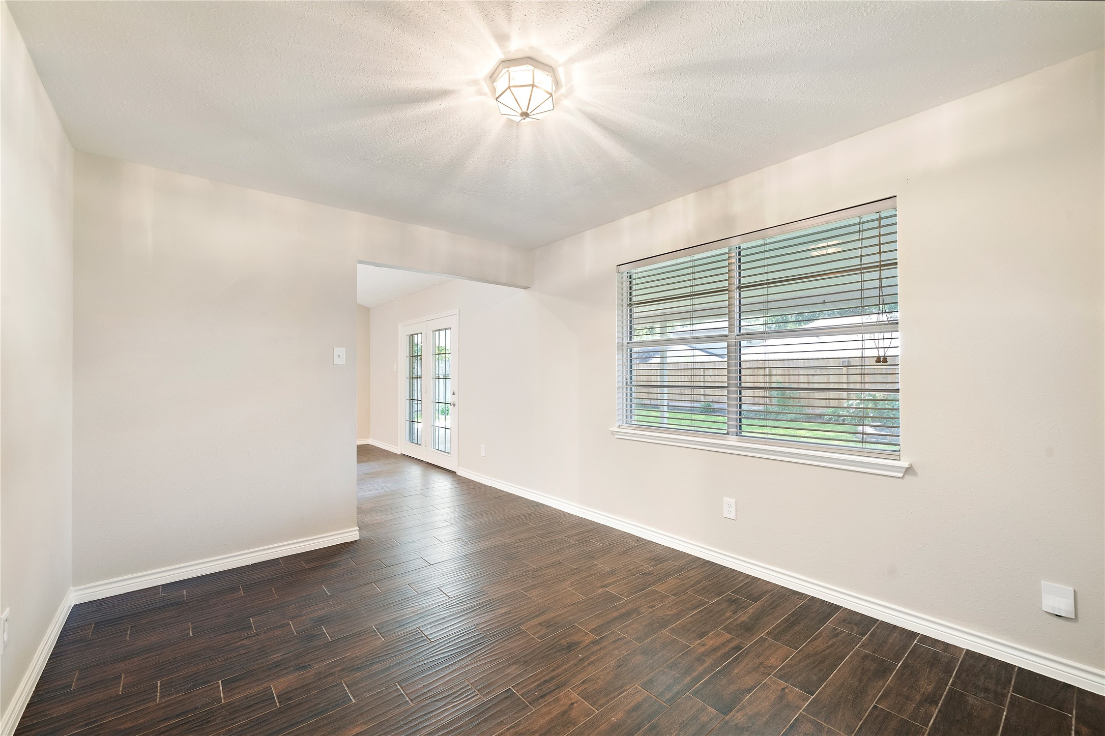 4811 Marywood Drive Spring, TX 77388 - Photo 6 of 20