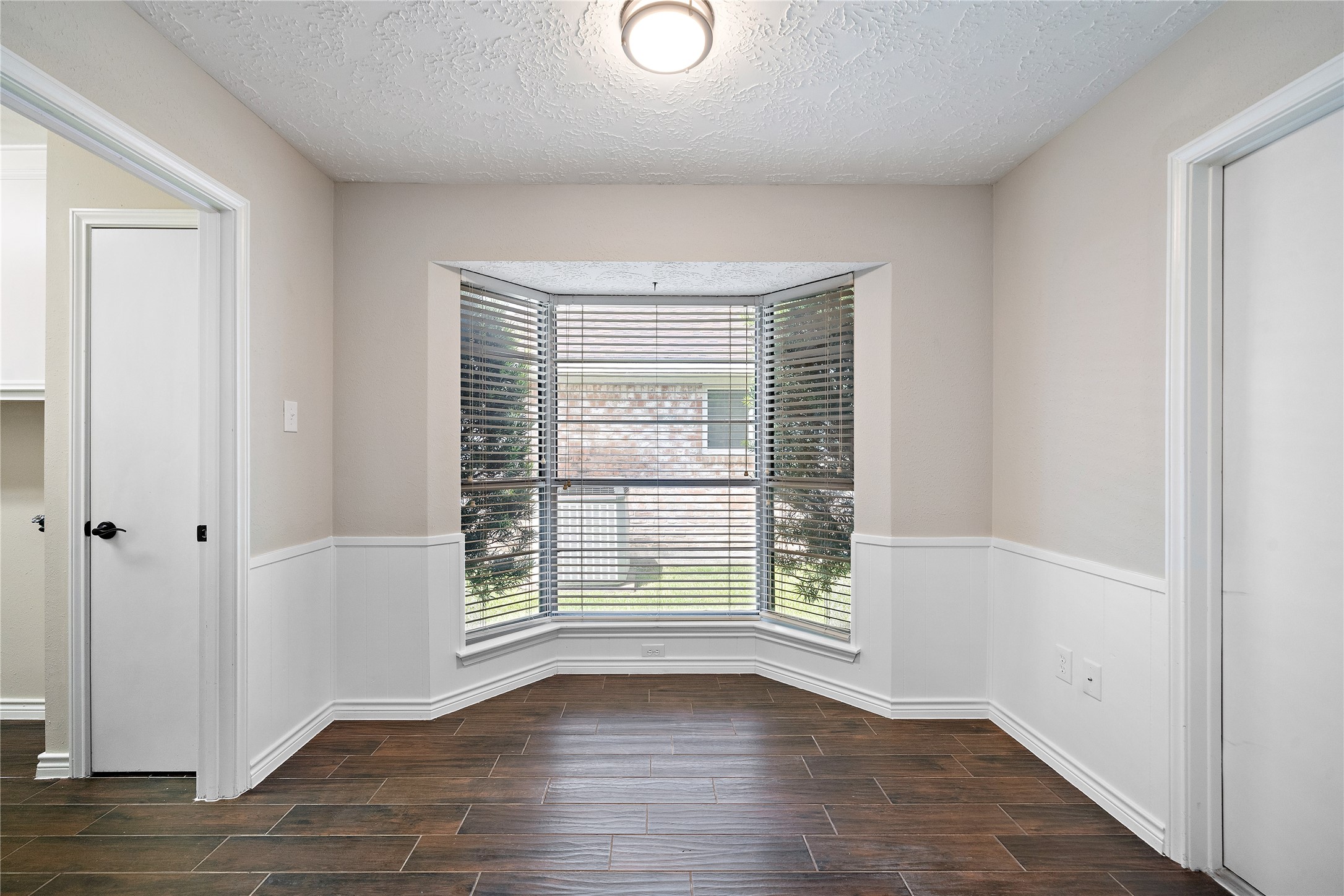 4811 Marywood Drive Spring, TX 77388 - Photo 10 of 20