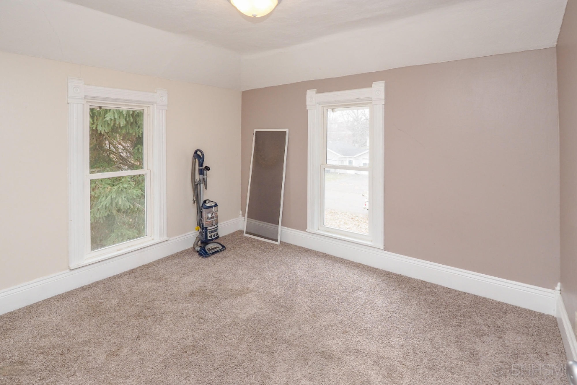 216 Clinton Street Mendon, MI 49072 - Photo 11 of 16 216 Clinton Street-110
