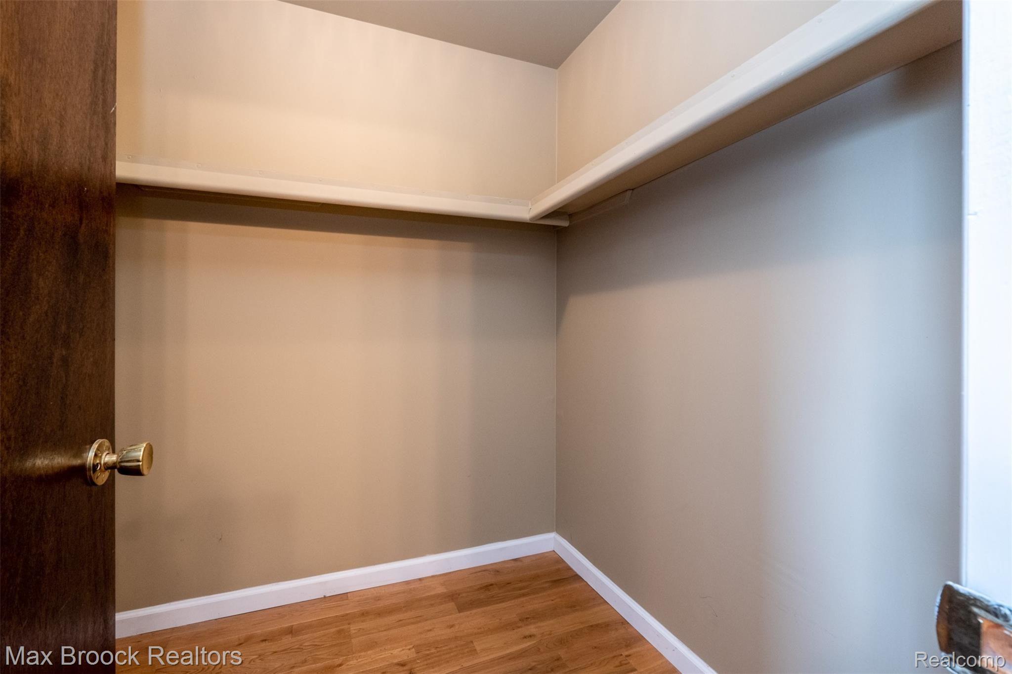 22614 Meadowbrook Road Novi, MI 48375 - Photo 24 of 34 22614 Meadowbrook (24 of 34).jpg