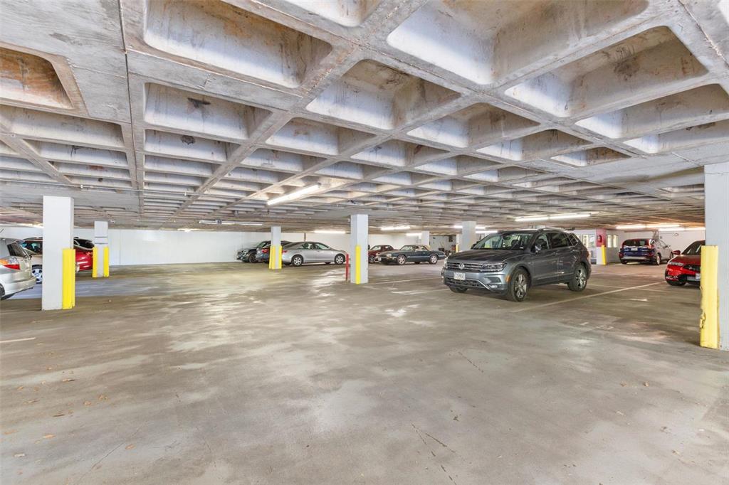 900 South Hanley Road, Unit 3B St. Louis, MO 63105 - Photo 30 of 31