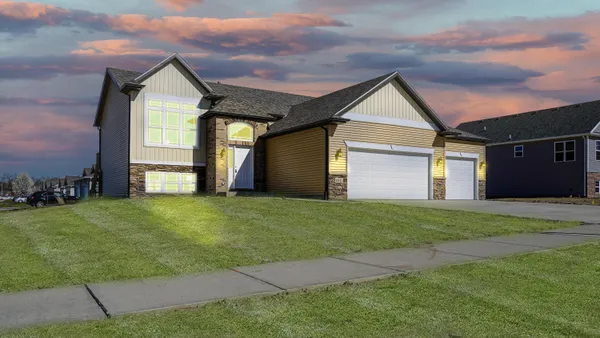 $446,800 | 8240 Dylan Drive, Merrillville, IN 46410