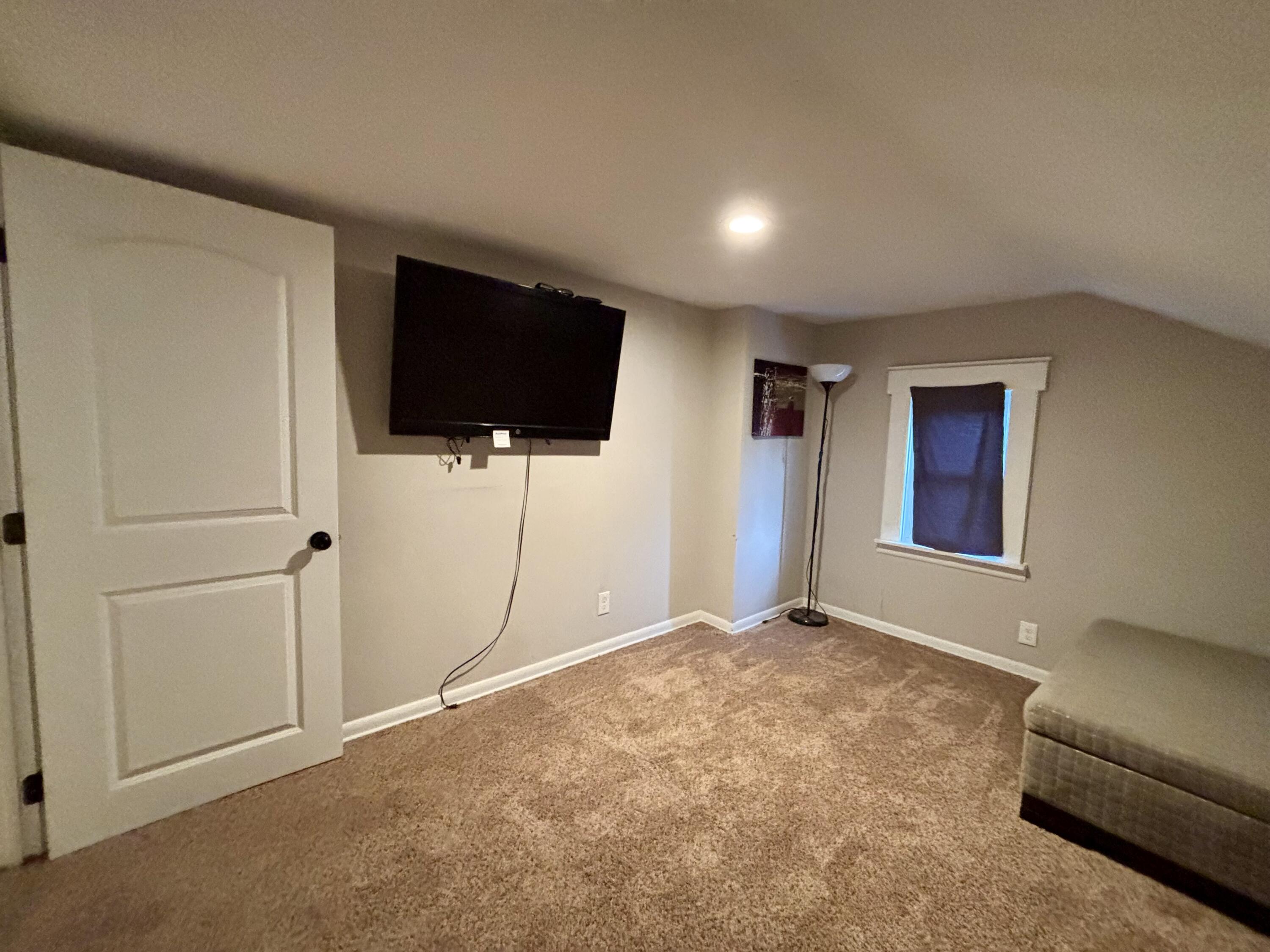 1230 Central Row Road Elsmere, KY 41018 - Photo 12 of 17 CR bed 2