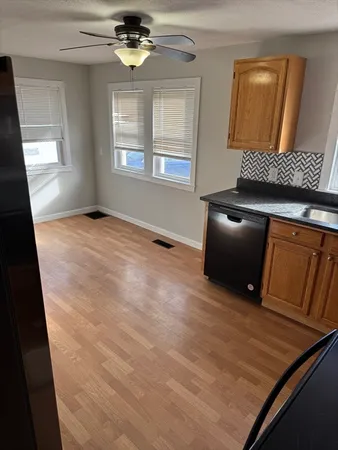 $2,000 | 19 Haringa Avenue, Unit 19, Northbridge, MA 01588