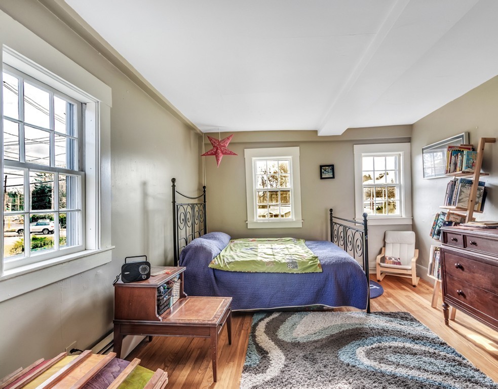 162 Maple Street Lexington, MA 02420 - Photo 17 of 27 Gallery Image 17