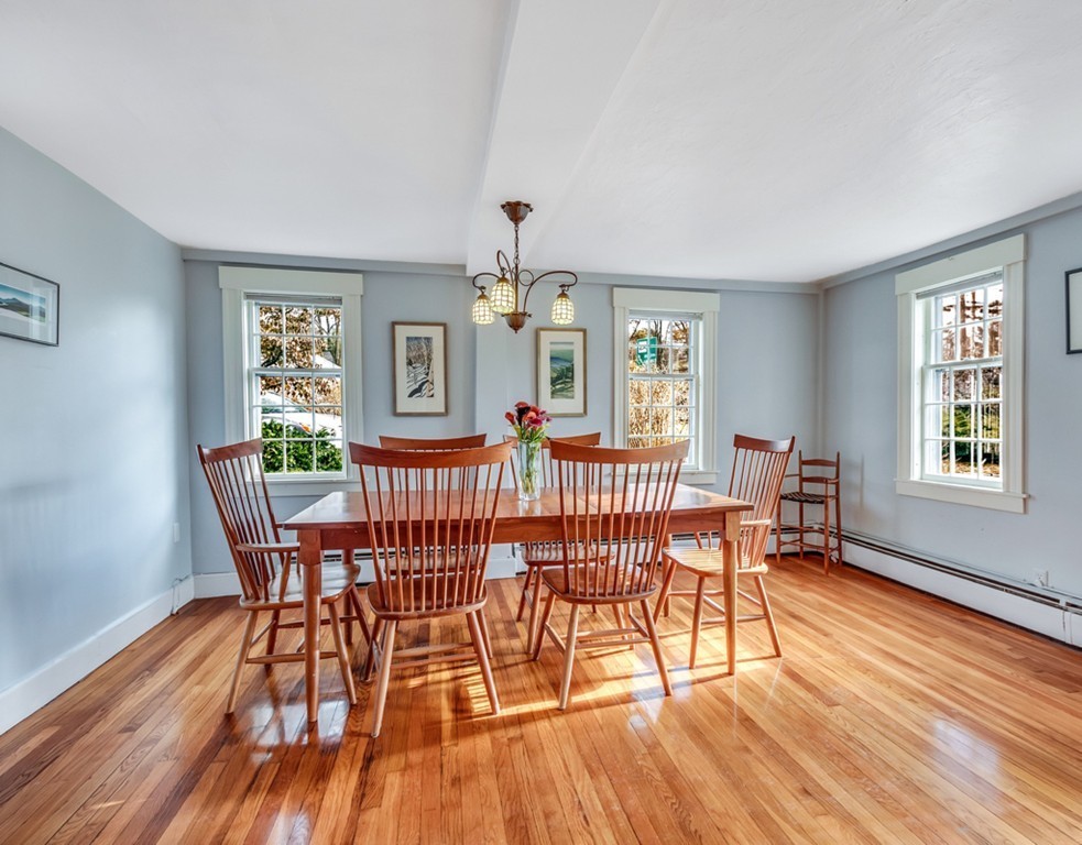 162 Maple Street Lexington, MA 02420 - Photo 8 of 27 Gallery Image 8