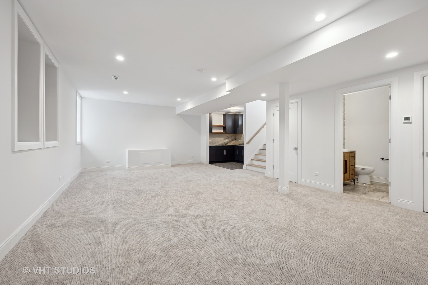 399 Ridge Avenue Winnetka, IL 60093 - Photo 42 of 45 a view of empty room with a kitchen