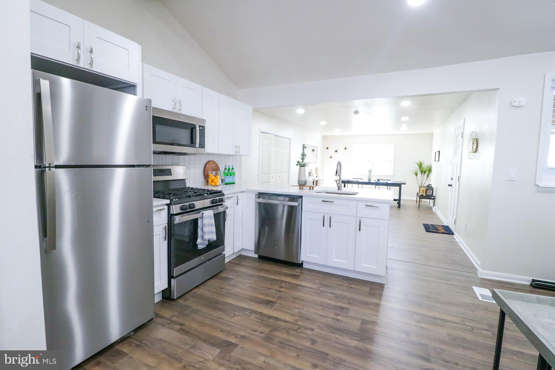 1217 Clements Bridge Road Woodbury, NJ 08096 - Photo 22 of 58 Kitchen