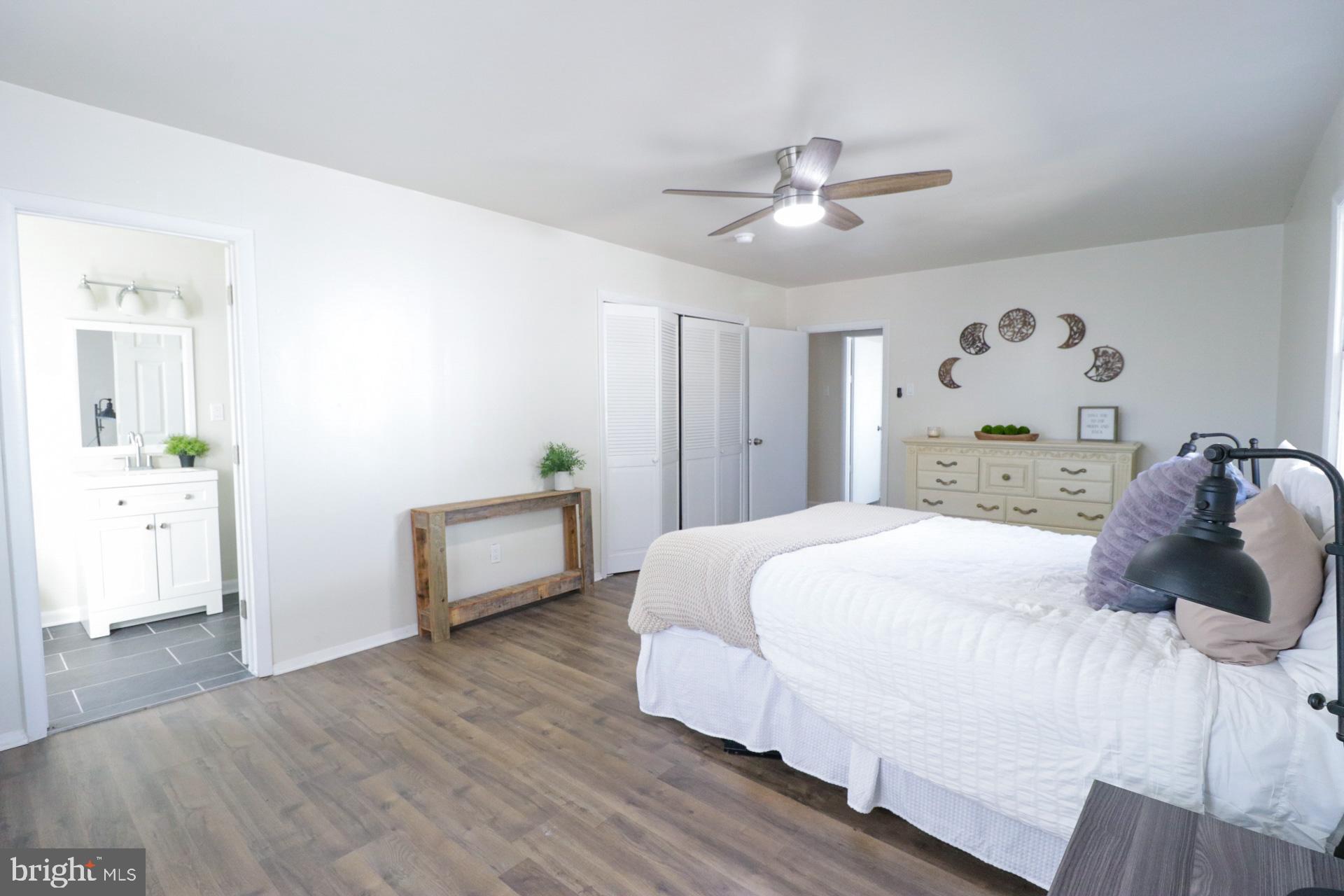 1217 Clements Bridge Road Woodbury, NJ 08096 - Photo 29 of 58 Master bedroom