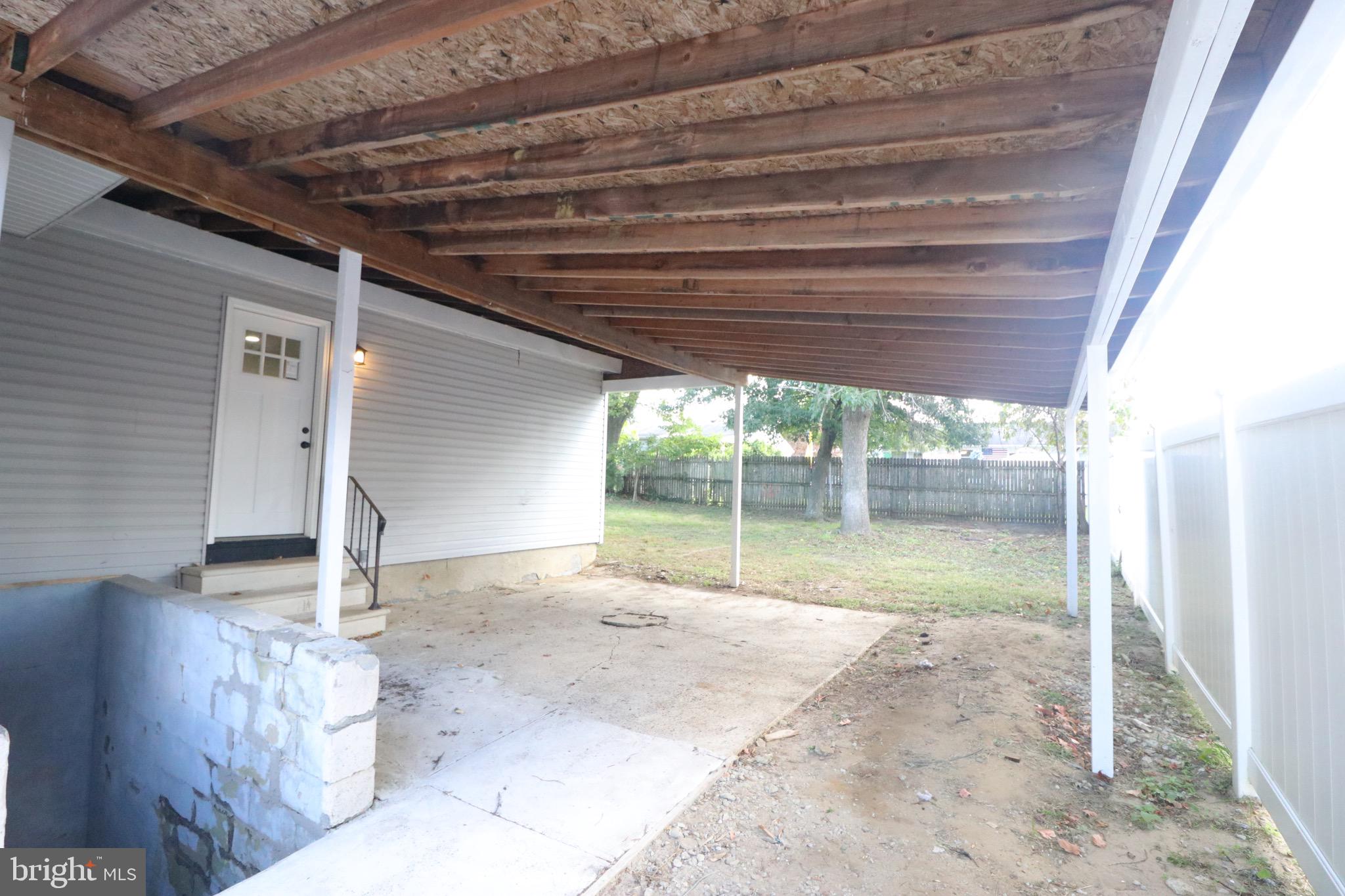 1217 Clements Bridge Road Woodbury, NJ 08096 - Photo 5 of 58 Patio