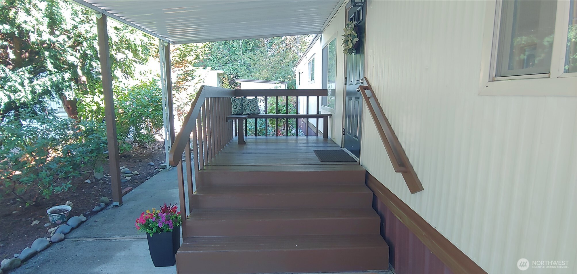 3504 Seattle Hill Road, Unit 30 Bothell, WA 98012 - Photo 17 of 23 a view of entryway