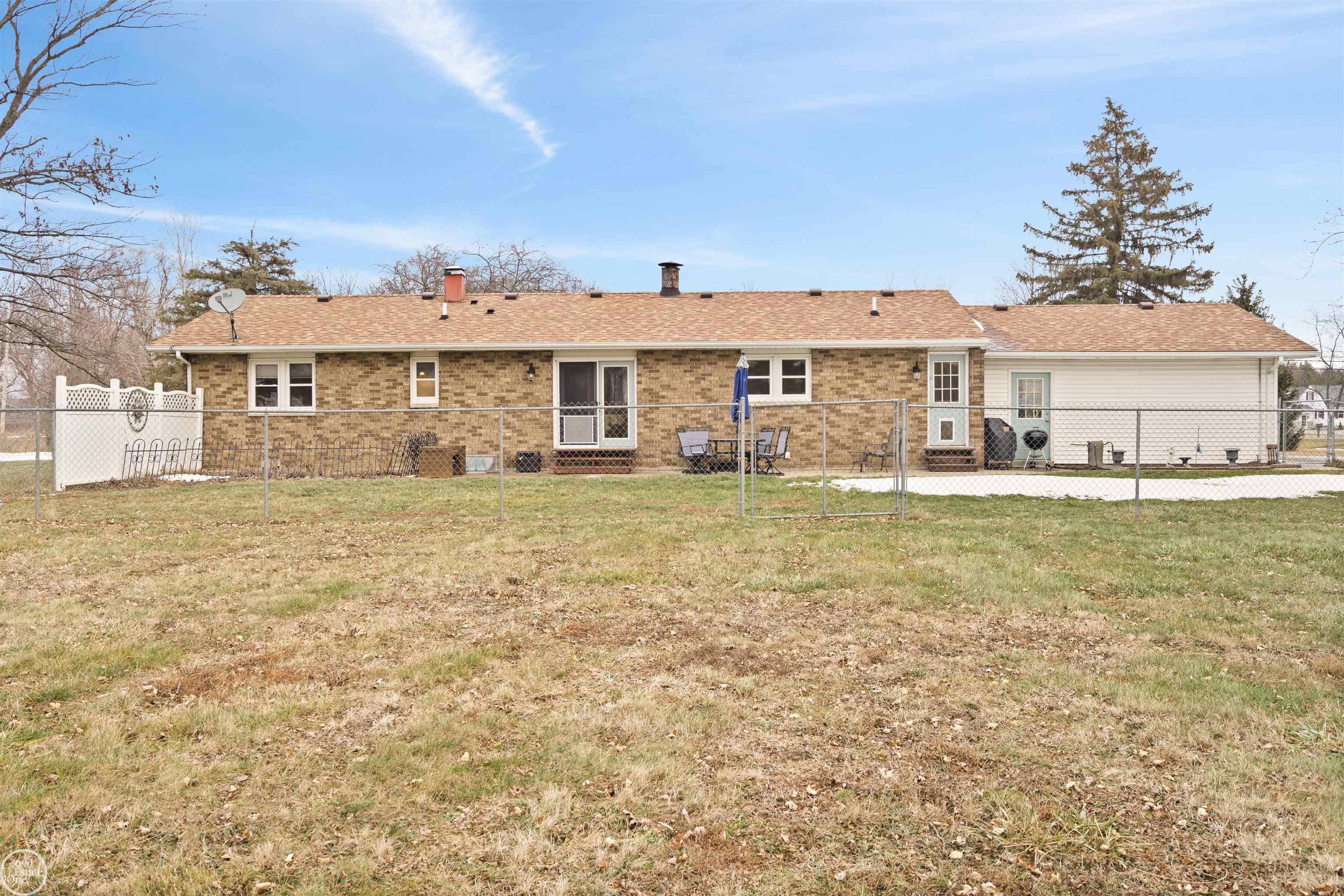 4445 Rattle Run Road St. Clair, MI 48079 - Photo 5 of 26 50098607-4.JPG
