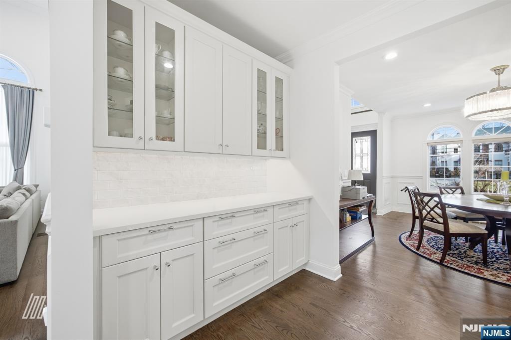 8 Ranch Lane Closter, NJ 07624 - Photo 8 of 36