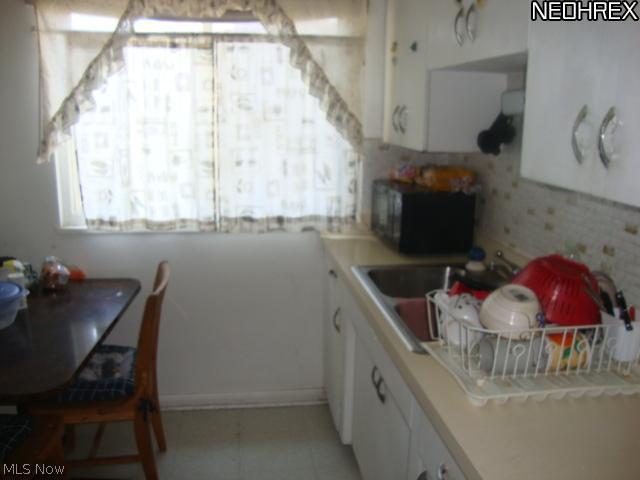 6429 Ridge Road Parma, OH 44129 - Photo 11 of 15