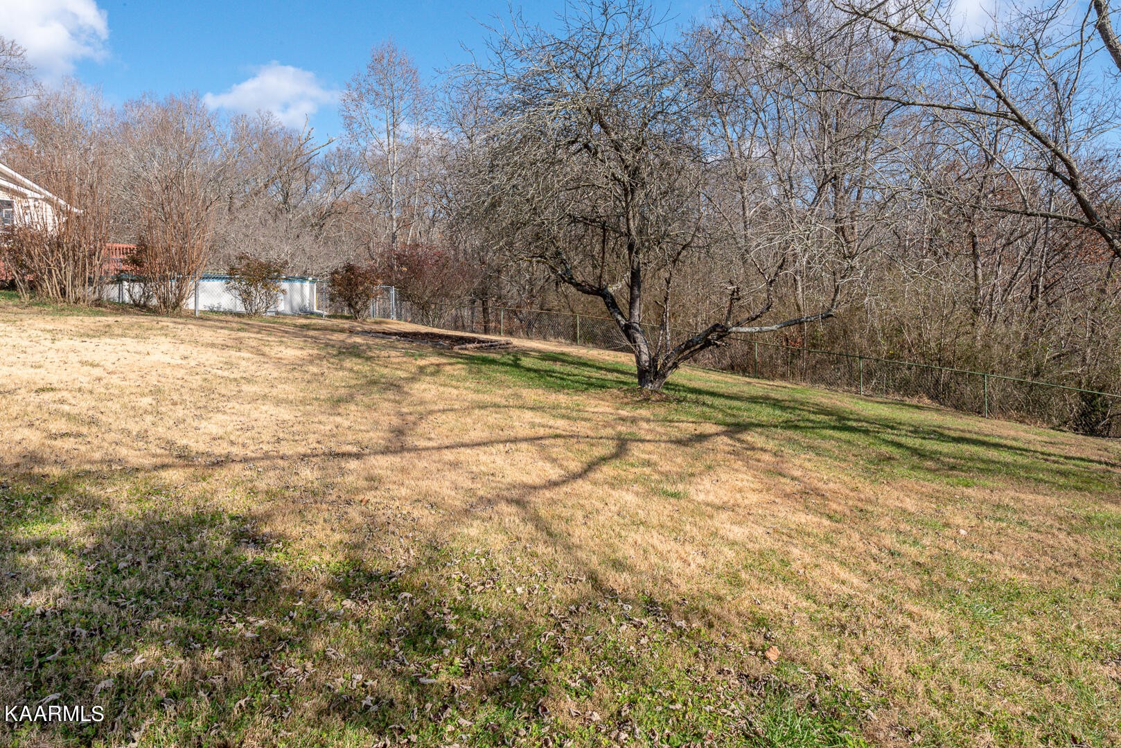 431 New Henderson Road Clinton, TN 37716 - Photo 32 of 38 Gallery Image 32