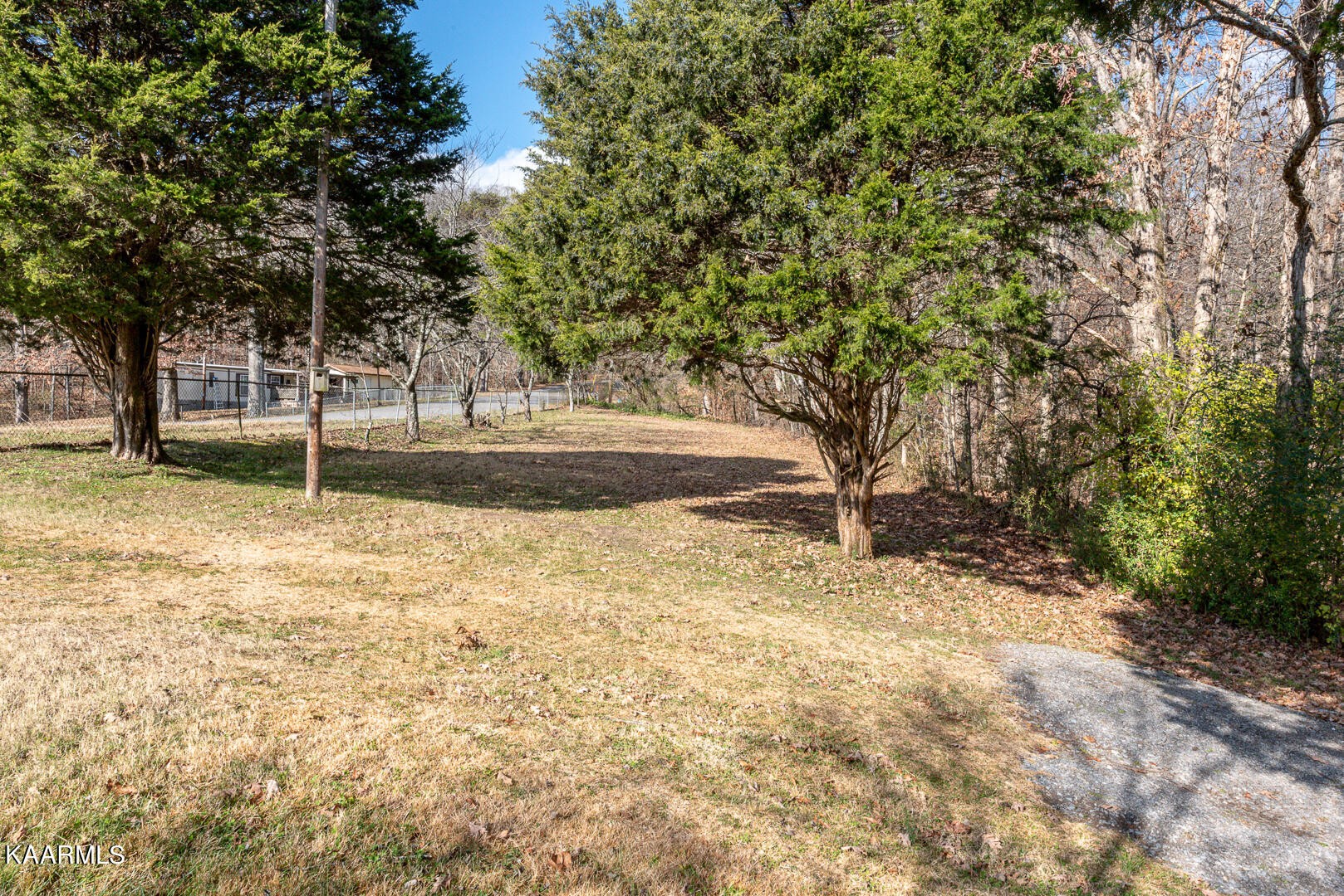 431 New Henderson Road Clinton, TN 37716 - Photo 6 of 38 Gallery Image 6