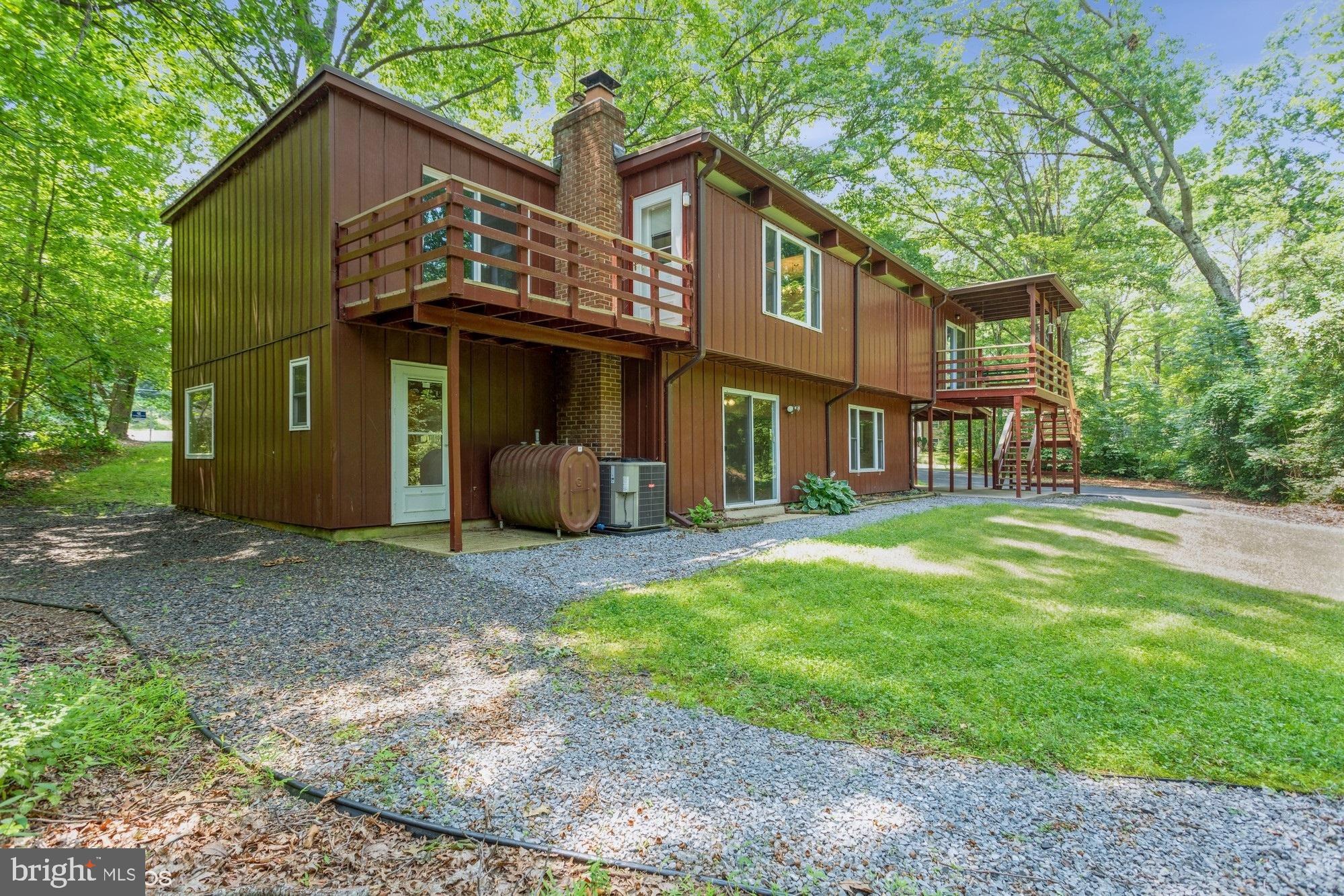 7200 Ridgeway Drive Manassas, VA 20112 - Photo 2 of 36