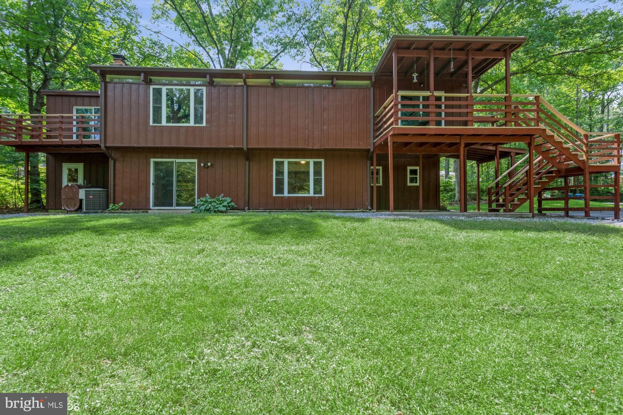 7200 Ridgeway Drive Manassas, VA 20112 - Photo 6 of 36