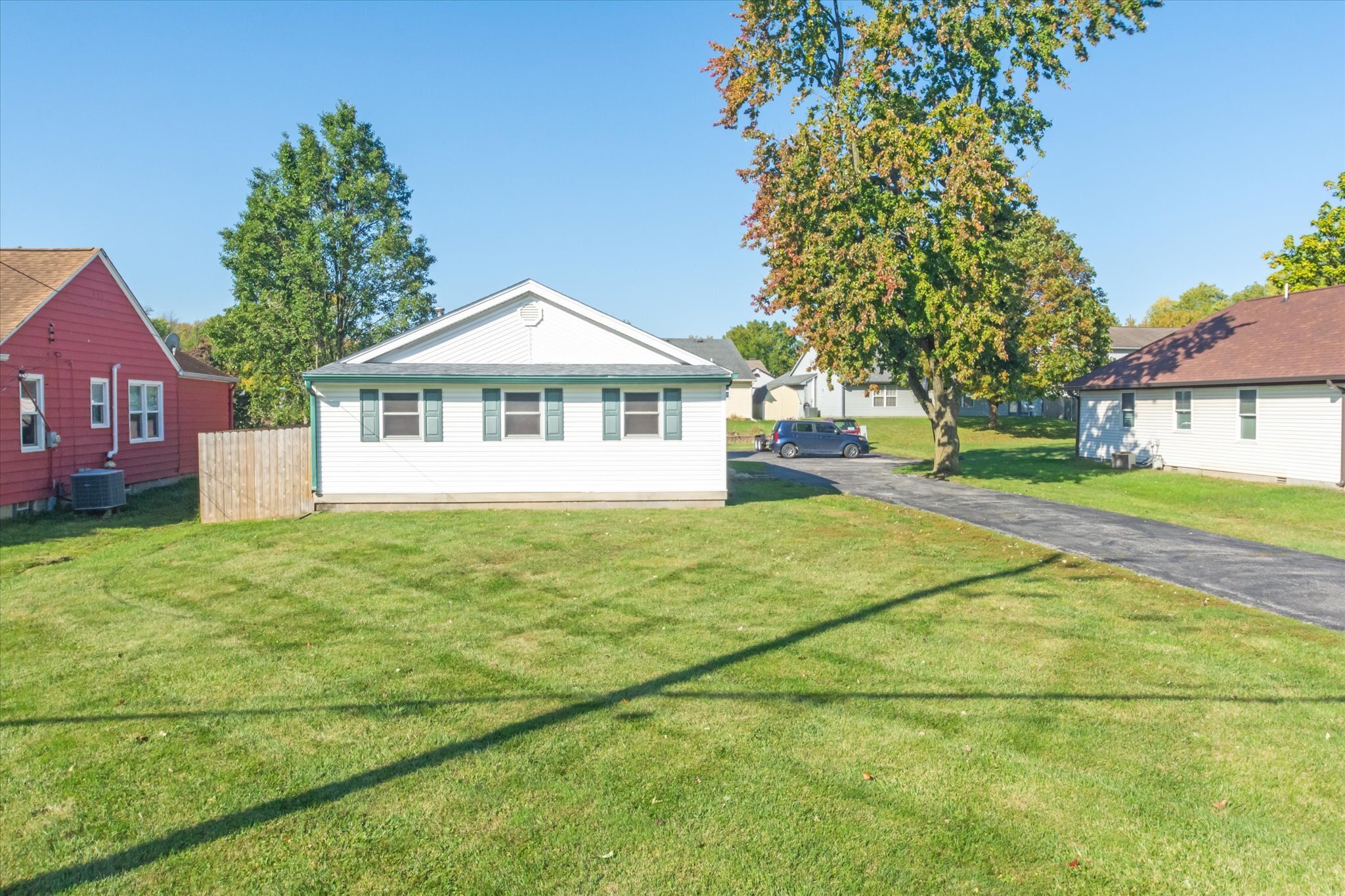 656 South High School Road Indianapolis, IN 46241 - Photo 2 of 21 Gallery Image 2