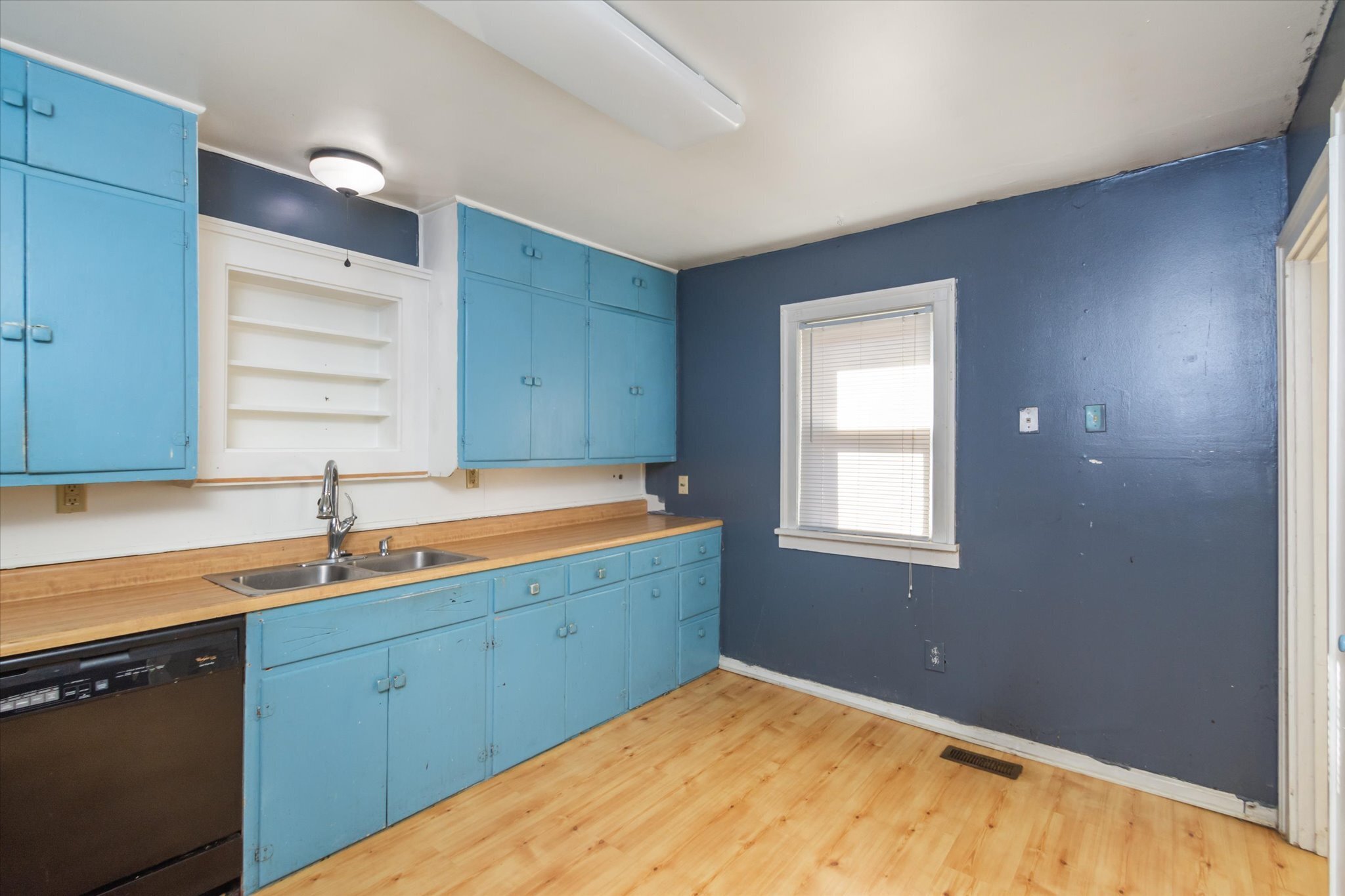 656 South High School Road Indianapolis, IN 46241 - Photo 9 of 21 Gallery Image 9