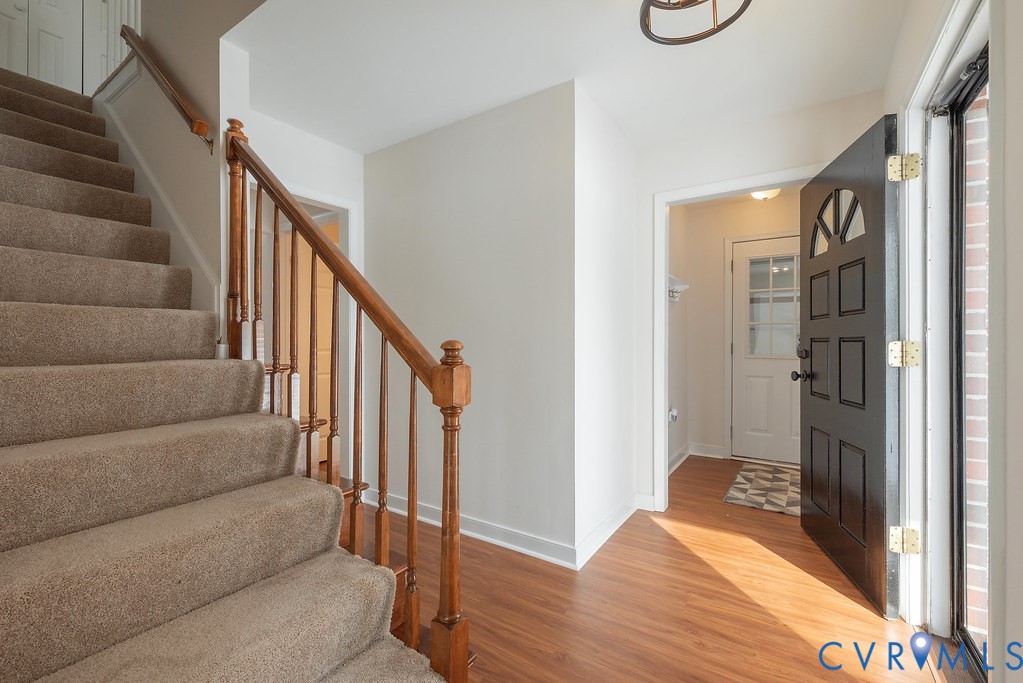 10510 Courtney Road Glen Allen, VA 23060 - Photo 5 of 44 a view of entryway with stairs and furniture