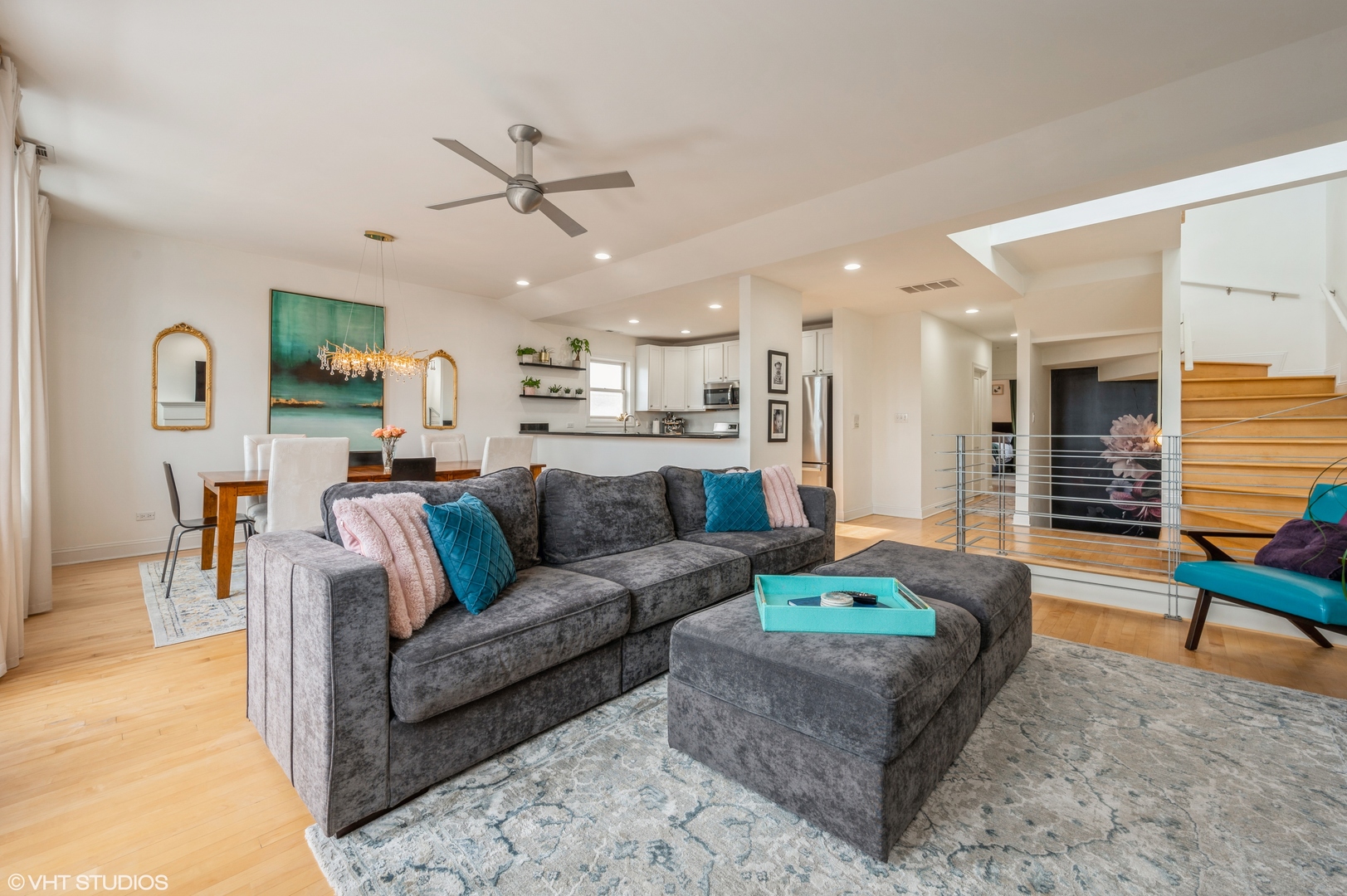 2152 North Racine Avenue, Unit 4 Chicago, IL 60614 - Photo 7 of 33 Gallery Image 7
