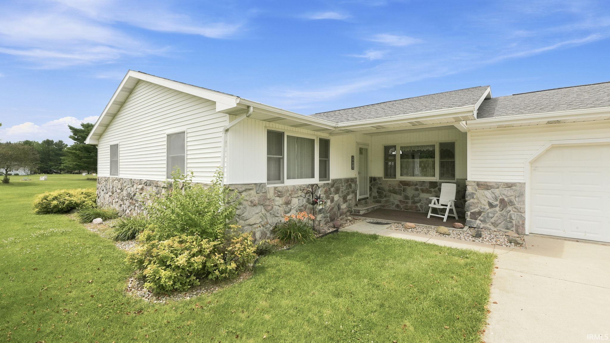 2874 East 25th Road North Huntington, IN 46750 - Photo 2 of 49 Gallery Image 2