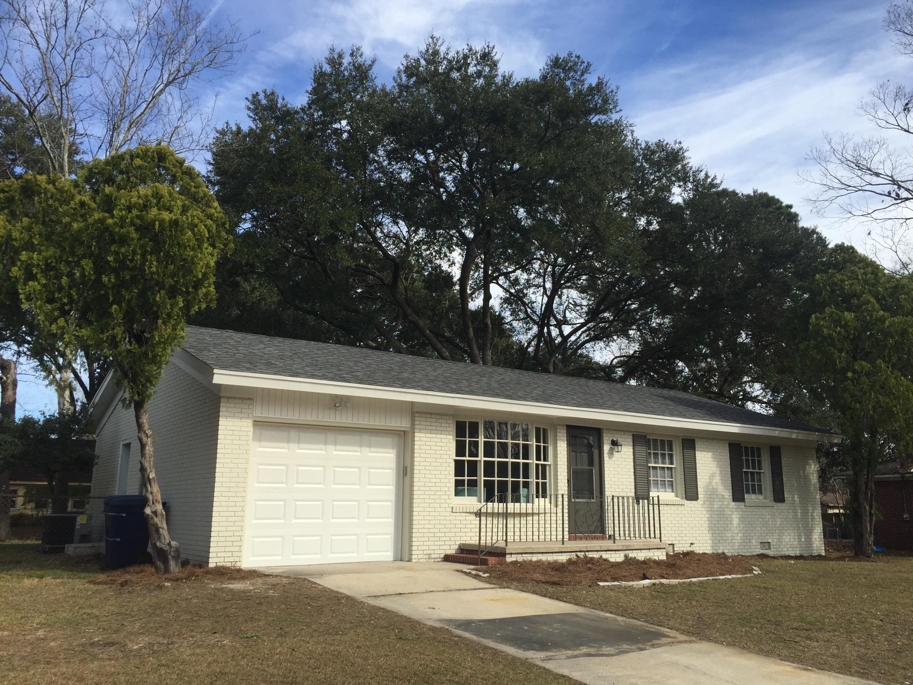 1821 Christian Road Charleston, SC 29407 - Photo 2 of 19 1821 christian front of house
