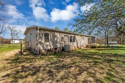 $229,900 | 201 England Street West, Cowan, TN 37318