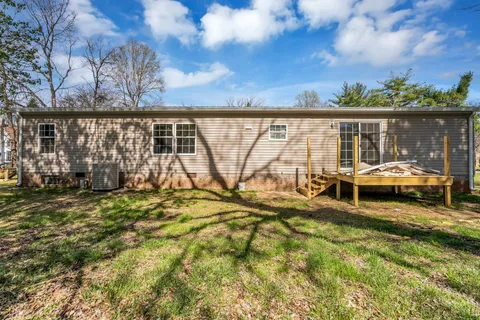 $229,900 | 201 England Street West, Cowan, TN 37318